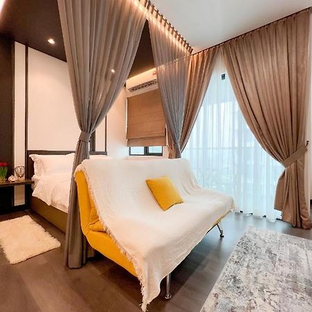Aurora Vista Homestay Bangi At Vista Bangi With Wifi Netflix Gym Sauna Coway Swimming Pool-River View Kajang Eksteriør billede