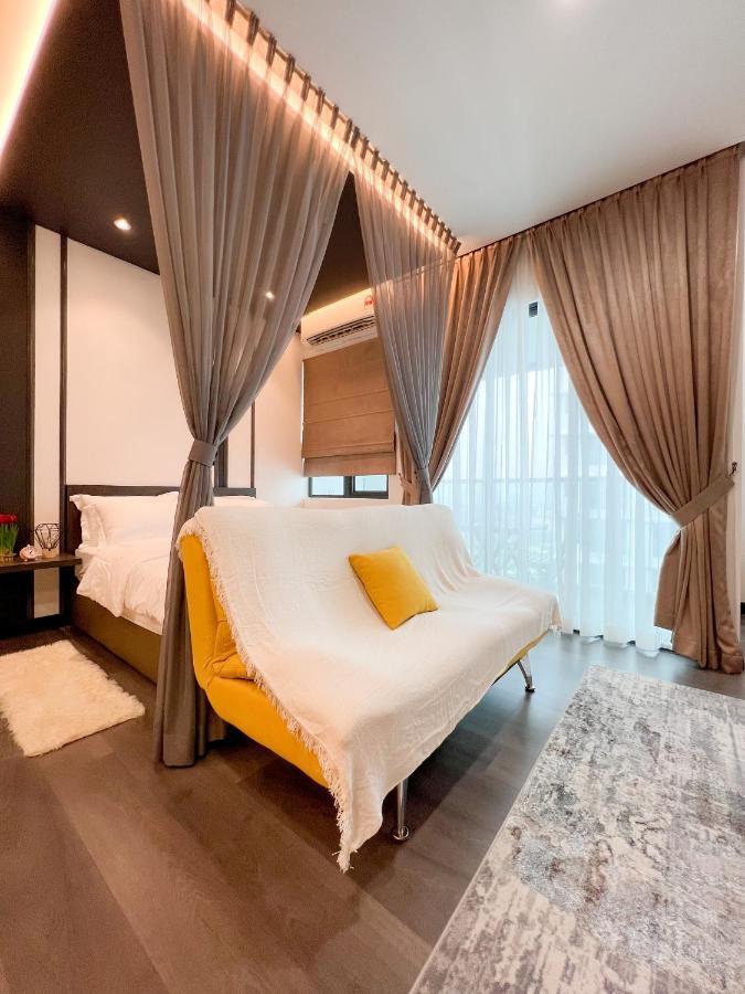 Aurora Vista Homestay Bangi At Vista Bangi With Wifi Netflix Gym Sauna Coway Swimming Pool-River View Kajang Eksteriør billede