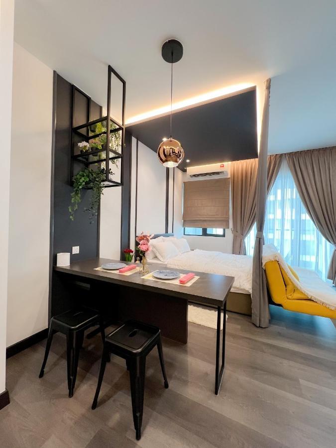 Aurora Vista Homestay Bangi At Vista Bangi With Wifi Netflix Gym Sauna Coway Swimming Pool-River View Kajang Eksteriør billede