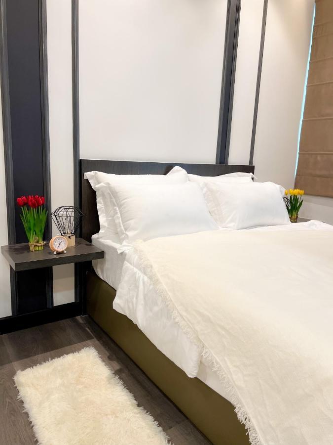 Aurora Vista Homestay Bangi At Vista Bangi With Wifi Netflix Gym Sauna Coway Swimming Pool-River View Kajang Eksteriør billede