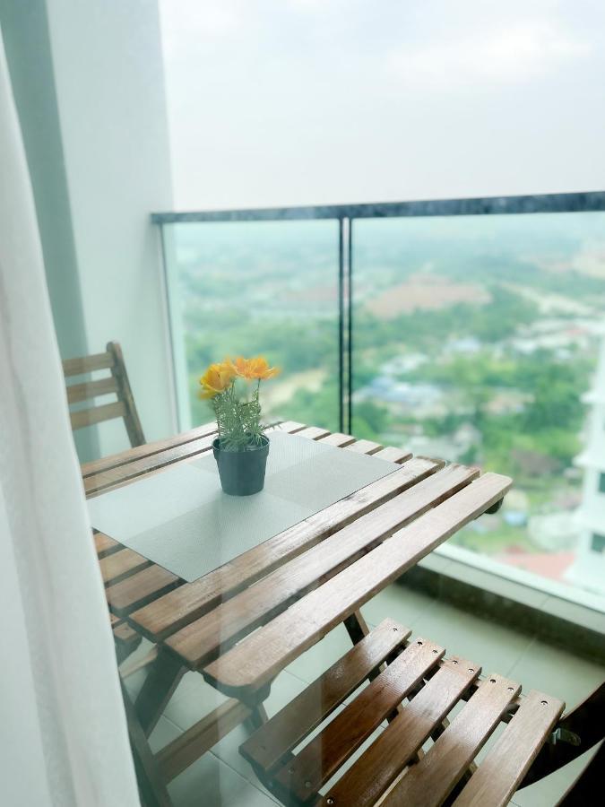 Aurora Vista Homestay Bangi At Vista Bangi With Wifi Netflix Gym Sauna Coway Swimming Pool-River View Kajang Eksteriør billede